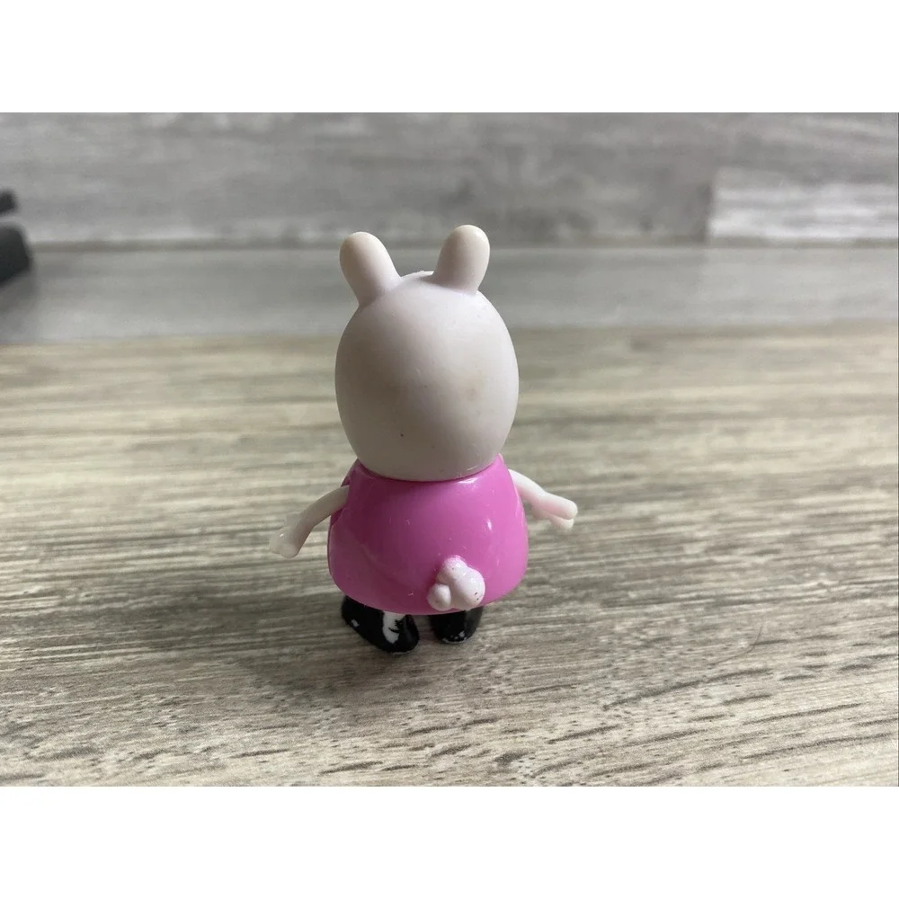 Peppa Pig & Friends Character Figures Replacement Suzy Sheep pink dress 2.5